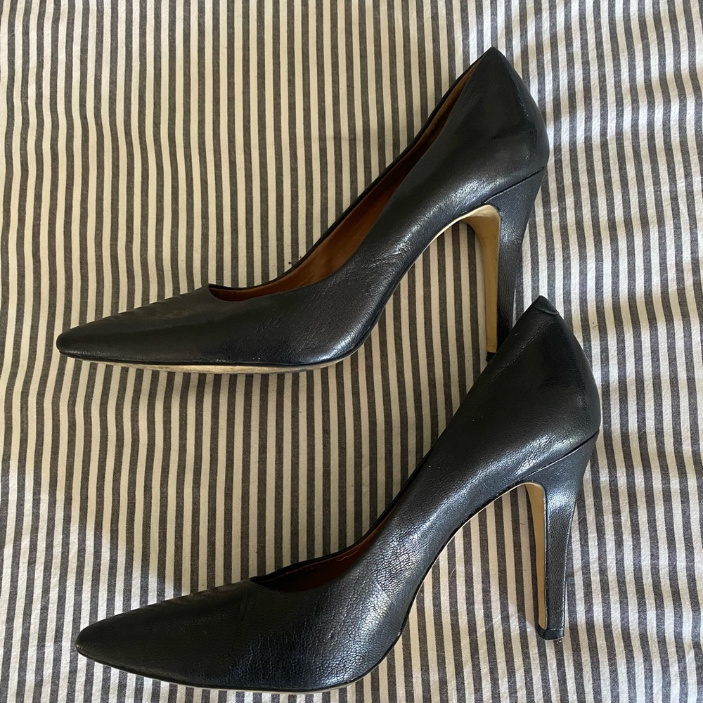 Banana Republic Classic Black Leather Heels